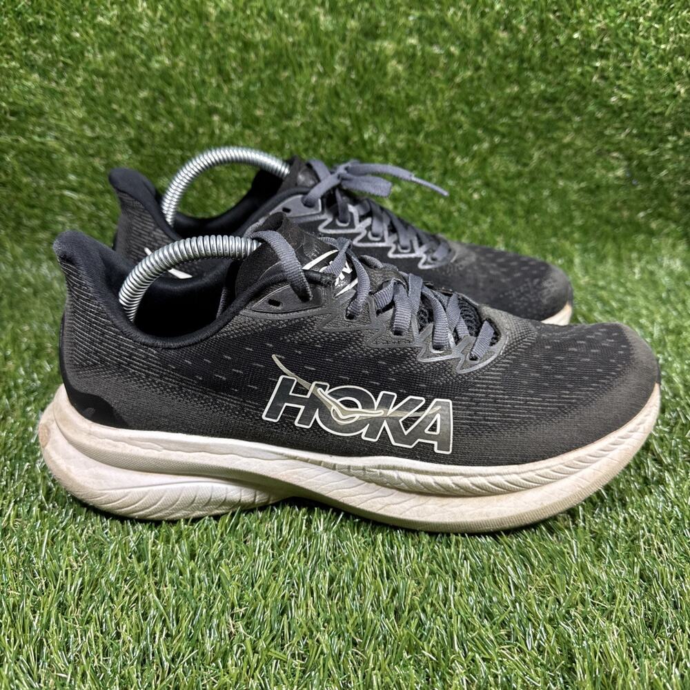 Women’s size 9.5-Hoka One One Mach 6 Black White Running Shoes Sneakers
